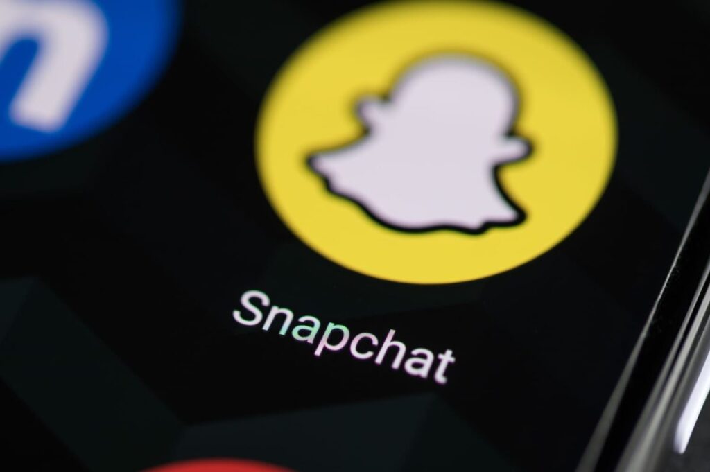 Comment mettre Snapchat en noir ! Le guide complet 2024
